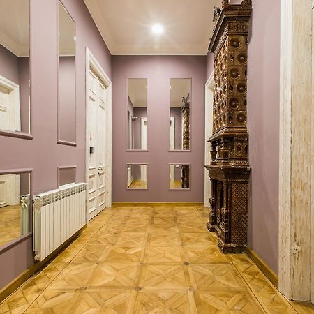 Kuxos Machabeli 2 Studio Tbilisi Eksteriør billede